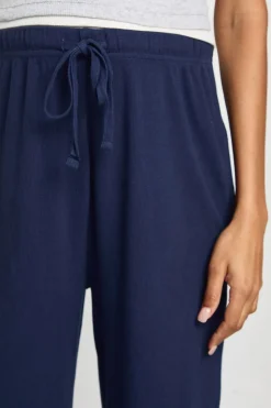 Pantalon De Maternité Basique Côtelé À Jambes Larges