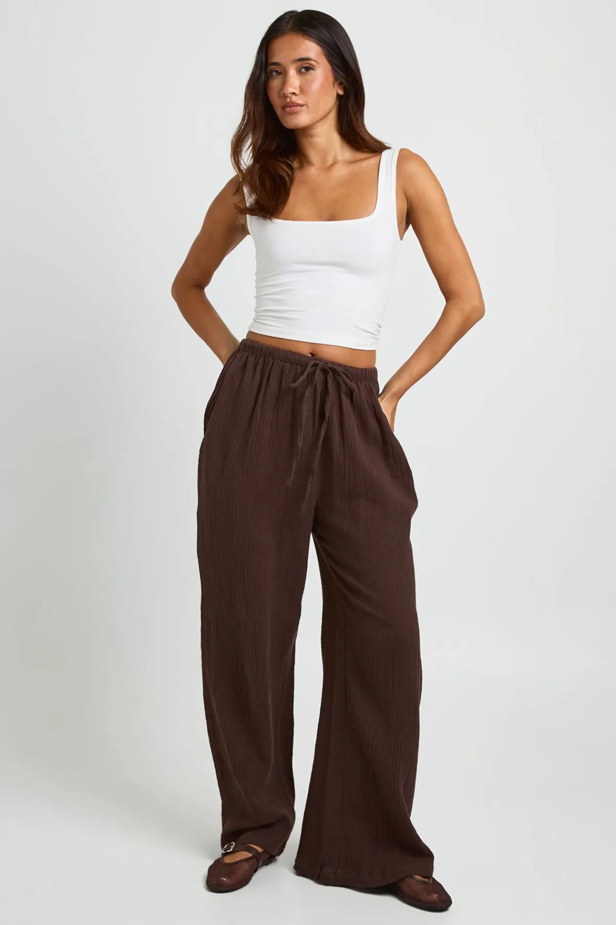 boohoo Pantalon De Plage Large À Taille Élastiquée Et Lien Noué Devant<Femme Tenues De Plage