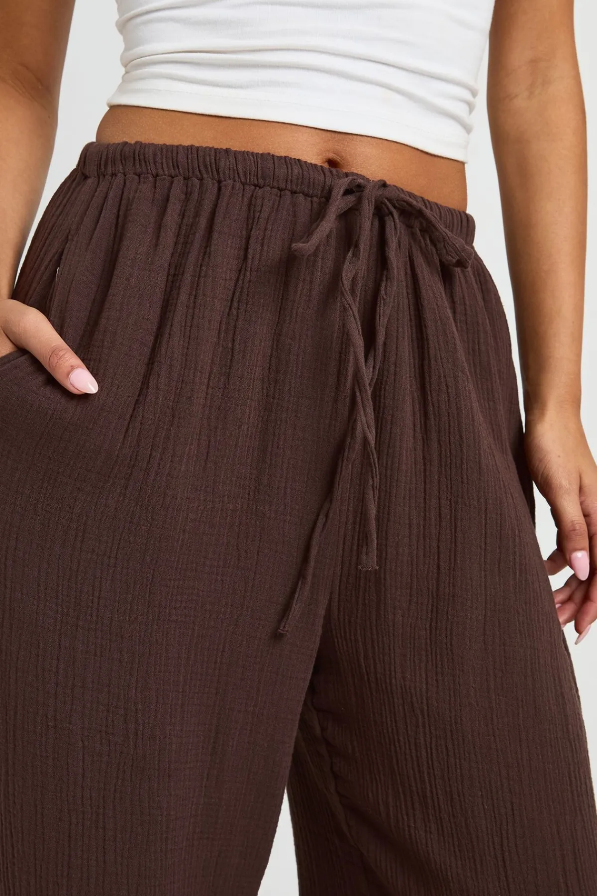 boohoo Pantalon De Plage Large À Taille Élastiquée Et Lien Noué Devant<Femme Tenues De Plage