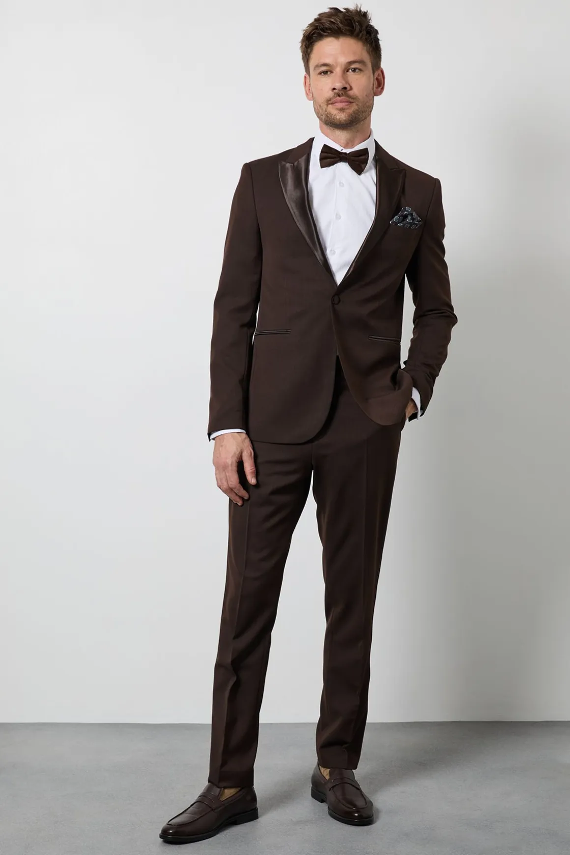 Pantalon De Smoking Coupe Slim Avec Bande De Satin Chocolat