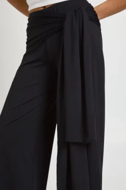 boohoo Pantalon Double Épaisseur Satiné Mat à Taille Nouée<Femme Pantalons