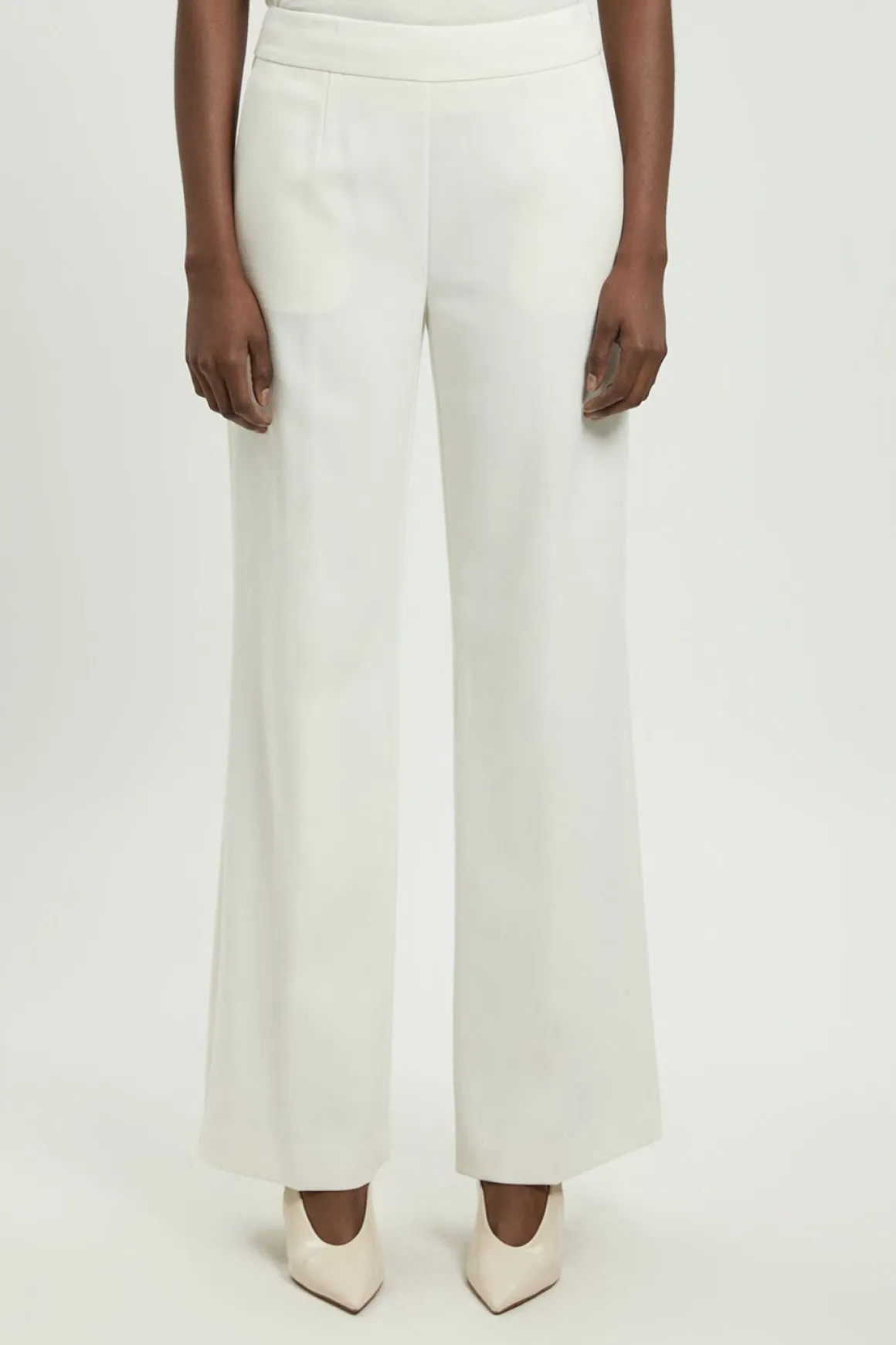 Pantalon Droit Ajusté en Tissu Stretch Compact