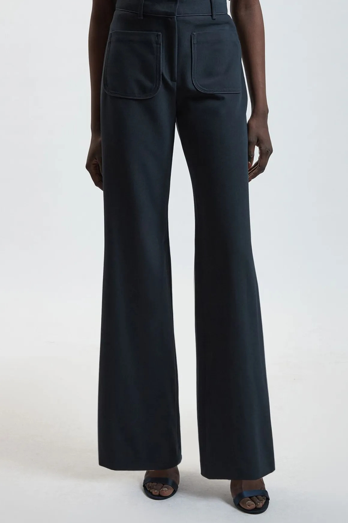 Pantalon Droit Ajusté Extensible À Poches