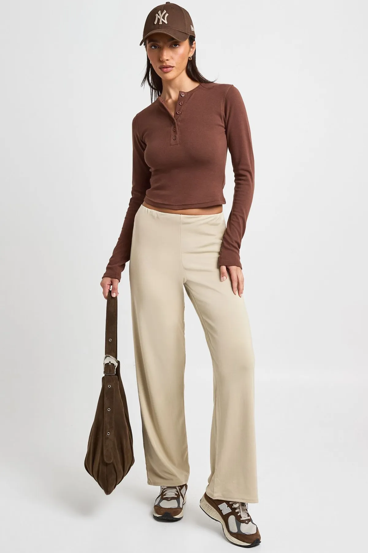 boohoo Pantalon Droit Côtelé Super Doux<Femme Pantalons|Tons Neutres
