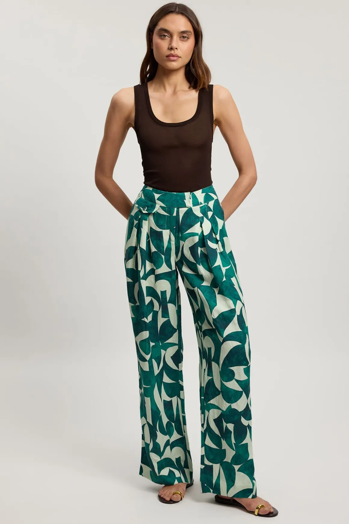 Pantalon Droit En Lin Tissé À Imprimé Géométrique Avec Détails De Plis Et Poches
