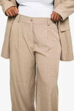 PANTALON DROIT À FINES RAYURES PLUS