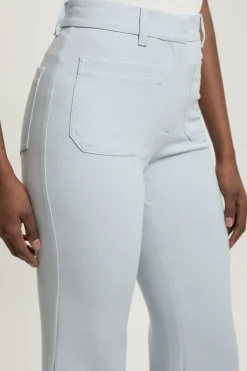 Pantalon Droit Petite À Poches En Tissu Stretch Compact