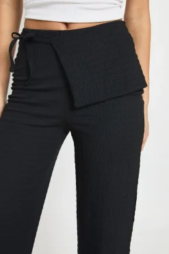 Pantalon Droit à Taille Nouée et Tissu Texturé