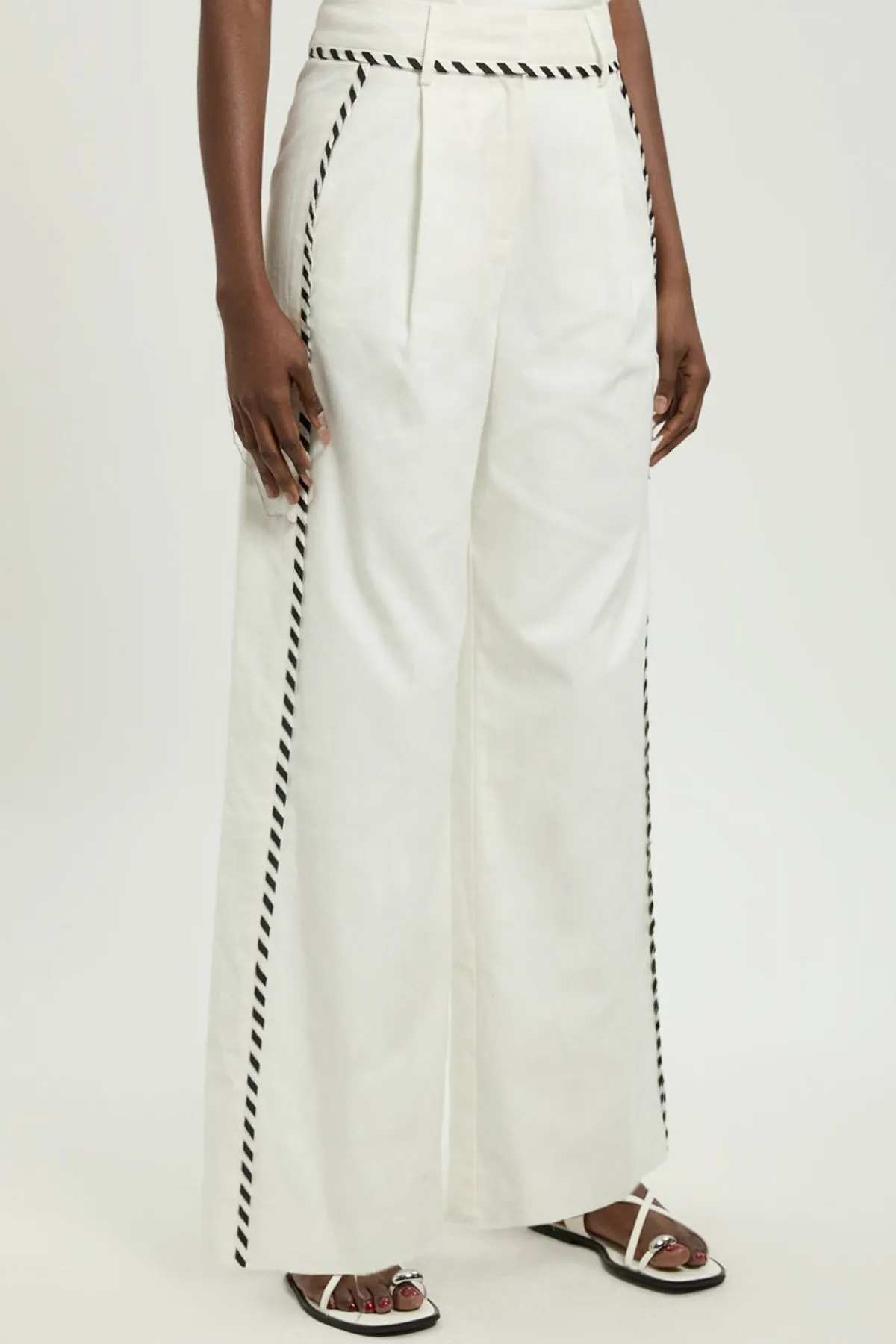 KarenMillen Pantalon Droit Taille Petite En Mélange De Lin Avec Surpiqûres Contrastées<Femme Pantalons|Tailleurs