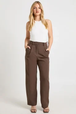 boohoo Pantalon Droit Tailleur Essentiel Petite<Femme Pantalons|Tailleurs