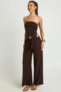 boohoo Pantalon Droit Texturé À Jambe Large<Femme Pantalons|Looks Chocolat