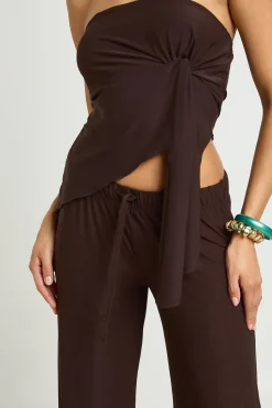 boohoo Pantalon Droit Texturé À Jambe Large<Femme Pantalons|Looks Chocolat