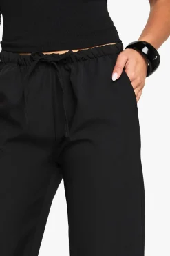 boohoo Pantalon droit tissé à taille élastiquée pour petites<Femme Pantalons