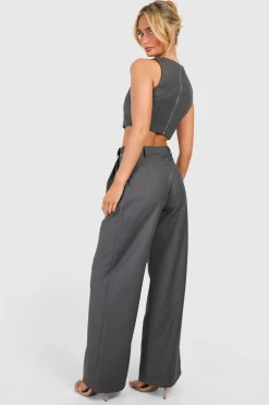 Pantalon à Détail Découpé