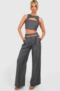 Pantalon à Détail Découpé