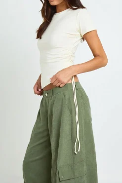 boohoo Pantalon À Détail De Boucle À L'ourlet<Femme Pantalons