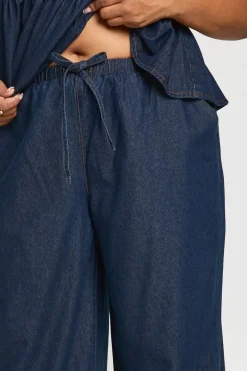 Pantalon En Denim Grande Taille À Jambes Larges Et Taille Élastiquée