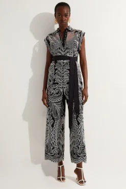 Pantalon en lin à broderie découpée tissée