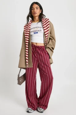 boohoo Pantalon à fines rayures, jambe large avec taille à cordon<Femme Pantalons|Looks De Rentrée