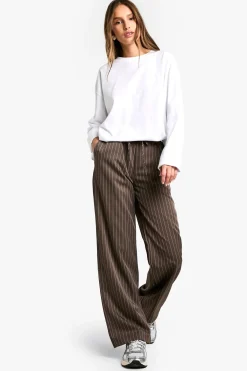 boohoo Pantalon à fines rayures à taille avec cordon de serrage<Femme Pantalons