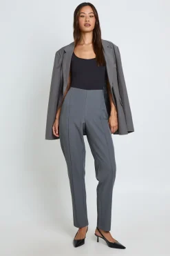 Pantalon Fuselé Ajusté Boohoo Basics Tall