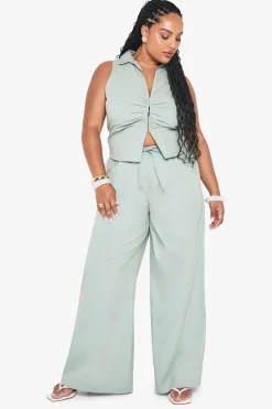 boohoo Pantalon grande taille en popeline à jambe large, avec taille à cordon de serrage<Femme Pantalons