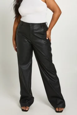 boohoo Pantalon Grande Taille En Synthétiquecuir À Jambe Droite<Femme Pantalons|Tailleurs