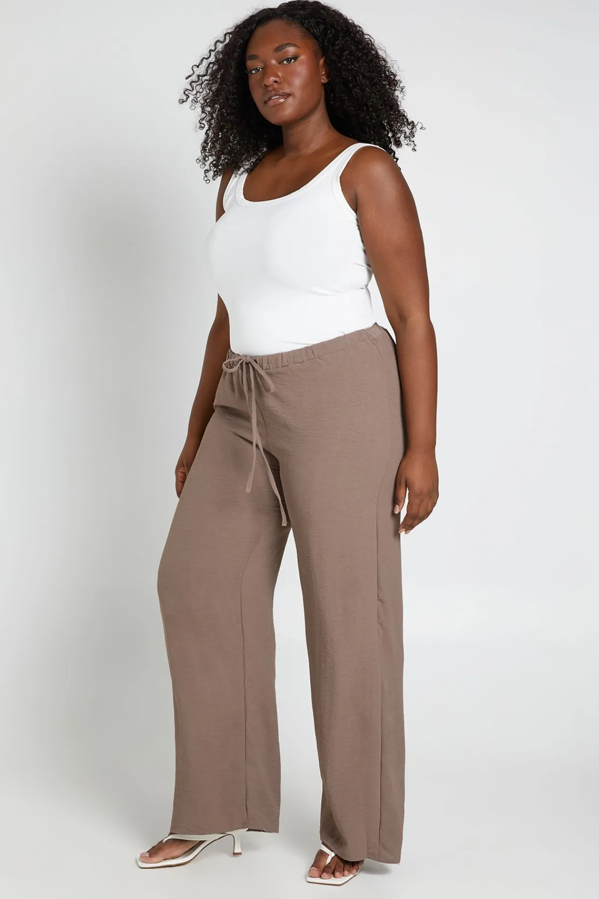 boohoo Pantalon Grande Taille À Jambes Larges<Femme Pantalons