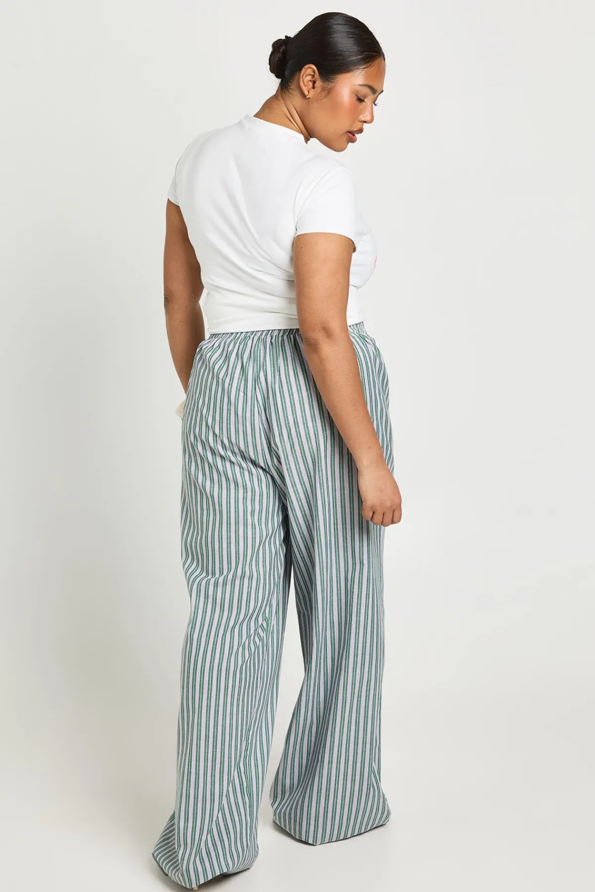 boohoo Pantalon Grande Taille À Jambes Larges Avec Taille Élastiquée Et Rayures Tissées<Femme Pantalons