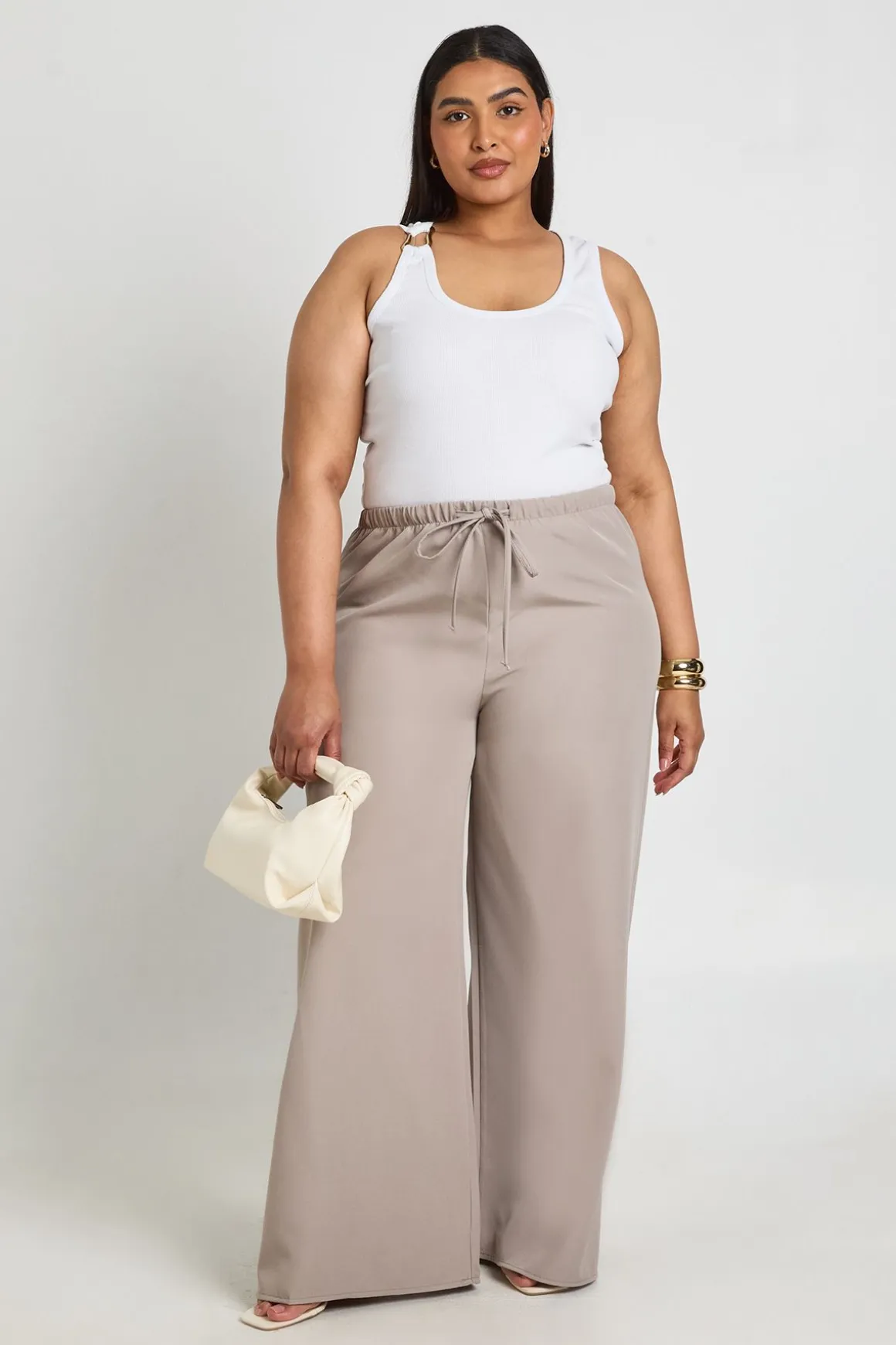 Pantalon Grande Taille À Jambes Larges Avec Taille Élastiquée Et Cordon De Serrage Tissé