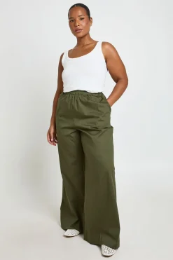 boohoo Pantalon Grande Taille À Jambes Larges Avec Taille Élastiquée<Femme Pantalons