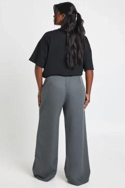 boohoo Pantalon Grande Taille Taille Basse Ceinturé Coupe Droite<Femme Pantalons|Tailleurs