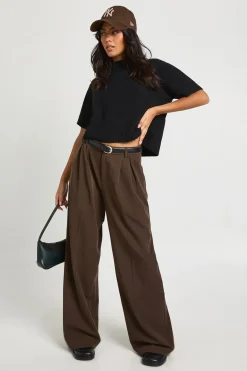 boohoo Pantalon à jambe large avec détails plissés<Femme Pantalons