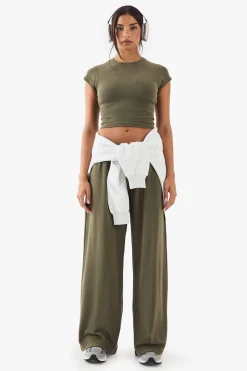 Pantalon à jambe large en côte brodée DSGN Studio
