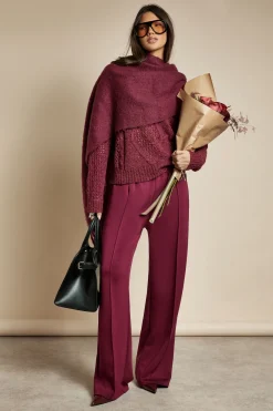 Pantalon à jambes droites en interlock à plis pincés