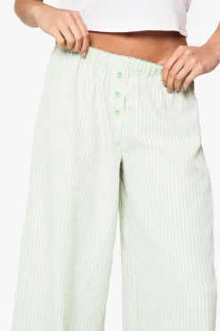Pantalon à jambes larges avec détails boutons rayés