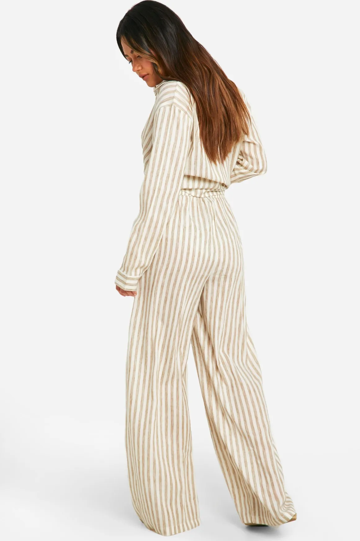 Pantalon à jambes larges effet lin rayé