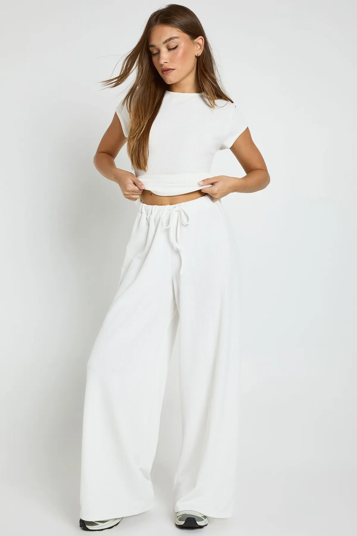 boohoo Pantalon à jambes larges en côtes froissées<Femme Pantalons