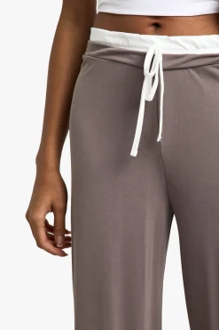 boohoo Pantalon à jambes larges en jersey effet pêche à taille exposée<Femme Pantalons