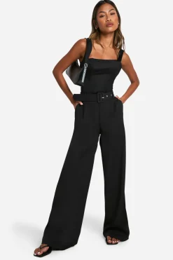 boohoo Pantalon à jambes larges en tissu assorti avec ceinture<Femme Pantalons|Tailleurs