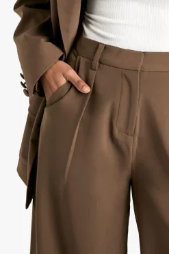 Pantalon à jambes larges sur-mesure tissé