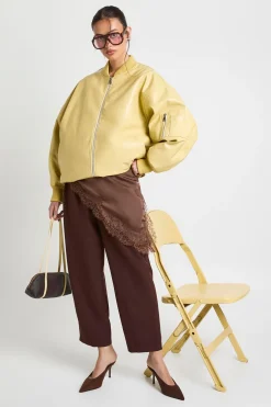 Pantalon à jambe tonneau
