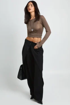 Pantalon Jambe Tonneau À Détail Plissé Portefeuille