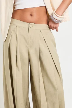 boohoo Pantalon Jambe Tonneau Plissé En Crêpe Tissé<Femme Pantalons