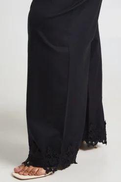 boohoo Pantalon Large Avec Détails De Broderie Anglaise Ajourée<Femme Pantalons