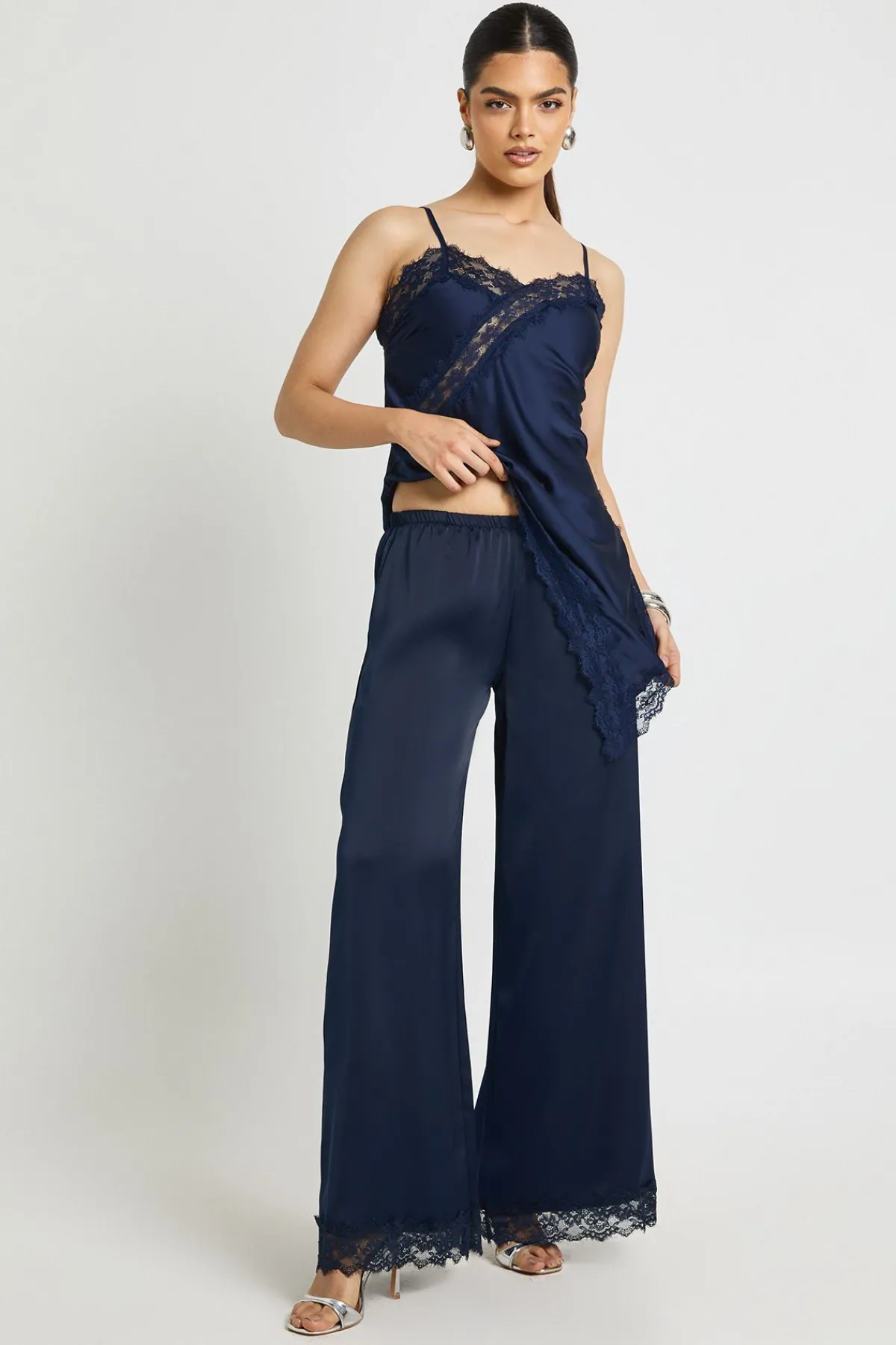 boohoo Pantalon Large à Bordure en Dentelle Satinée<Femme Pantalons|Satin Et Dentelle