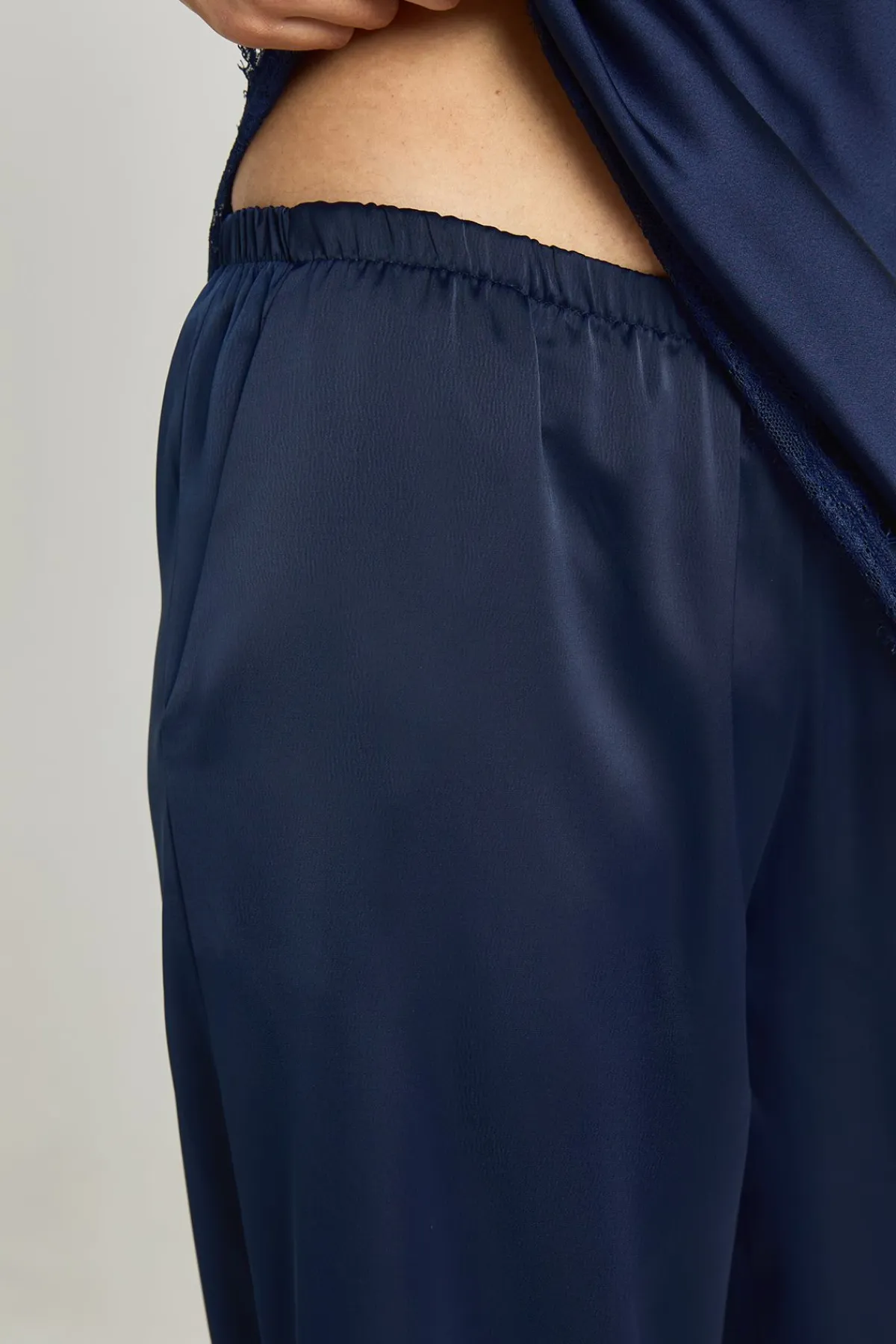 boohoo Pantalon Large à Bordure en Dentelle Satinée<Femme Pantalons|Satin Et Dentelle