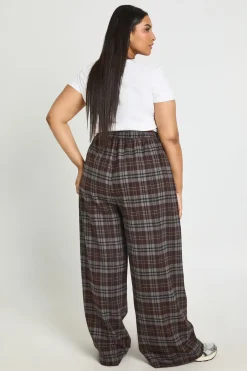 boohoo Pantalon Large À Carreaux Grande Taille<Femme Pantalons|Looks Preppy