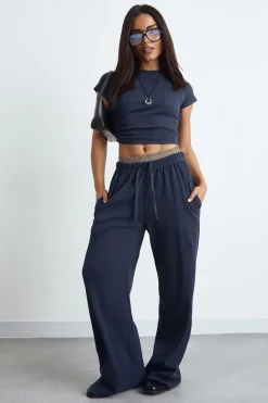 boohoo Pantalon Large Côtelé Basique<Femme Pantalons|Basiques