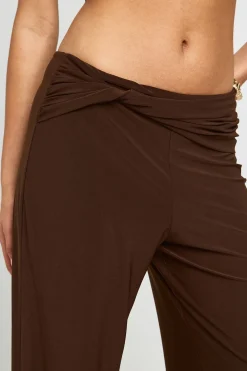 Pantalon Large À Détail Nœud Double Couche En Tissu Fluide